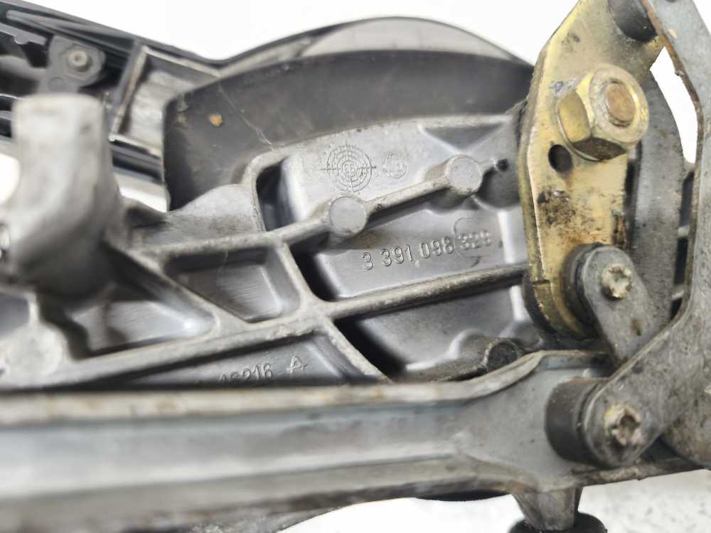 MOTEUR D ESSUIE GLACE MERCEDES - Vue 5